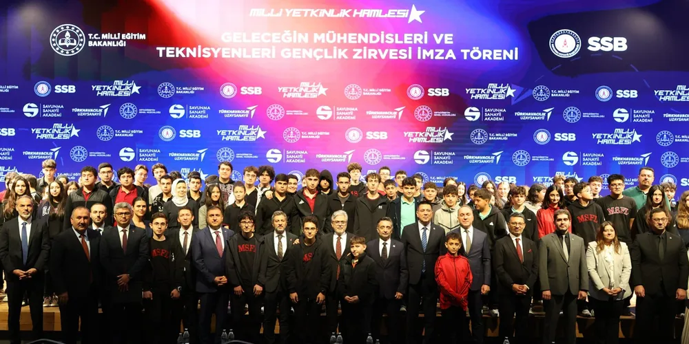 Geleceğin Mühendisleri ve Teknisyenleri Gençlik Zirvesi Tanıtım Programı Gerçekleşti
