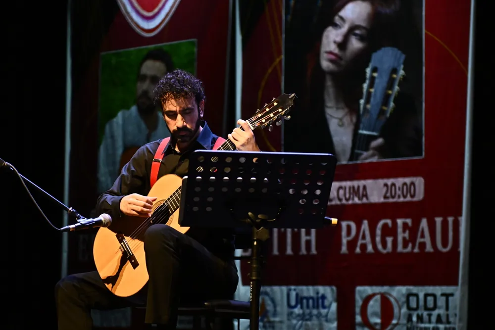 Antalya Gitar Festivali ile 15'inci buluşma