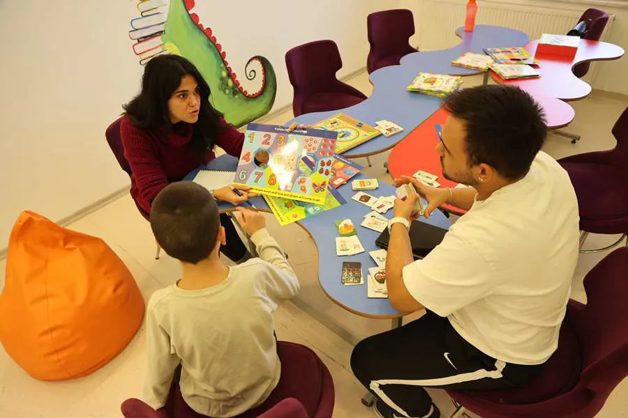 Odunpazarı Belediyesi'nden Özel Gereksinimli Bireylere Ücretsiz Dil ve Konuşma Desteği