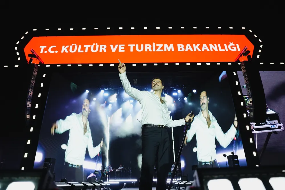 Kayseri'de Mert Demir'den müzik dolu gece