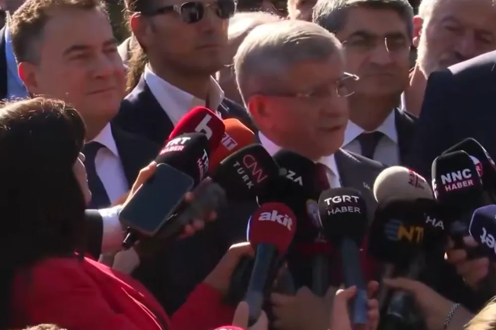 Davutoğlu’ndan ifade sonrası ilk açıklama: Türkiye’nin itibarı için