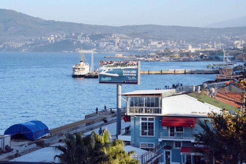 Mudanyalılar bu yazı sahilde değil, şantiye sahasında geçirdi